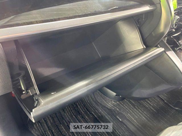 Toyota VELLFIRE 2016-09 8528569-10