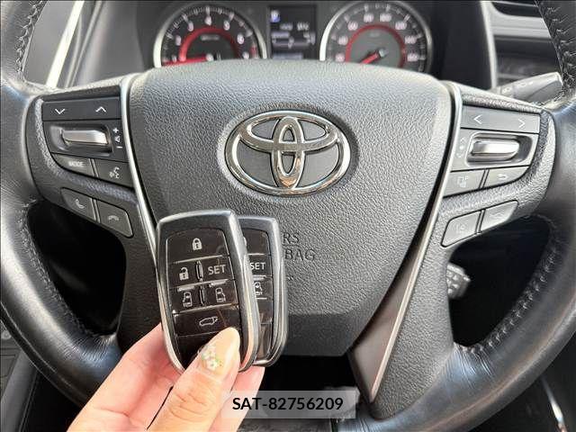 Toyota VELLFIRE 2018-05 8527921-17