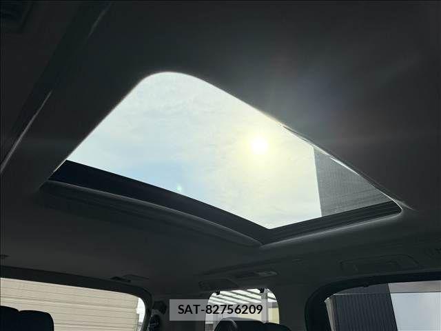 Toyota VELLFIRE 2018-05 8527921-3