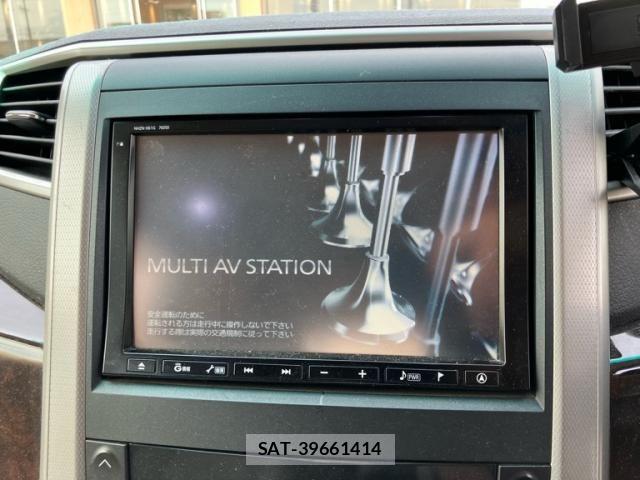 Toyota VELLFIRE 2011-12 8563916-17
