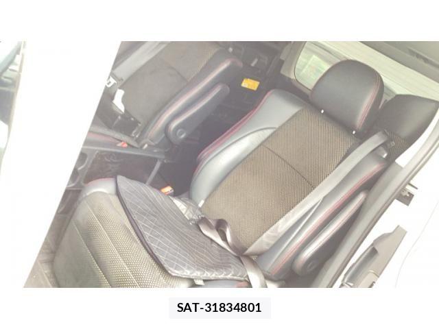 Toyota VELLFIRE 2014-02 8563906-22