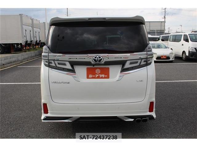 Toyota VELLFIRE 2018-04 8563895-9