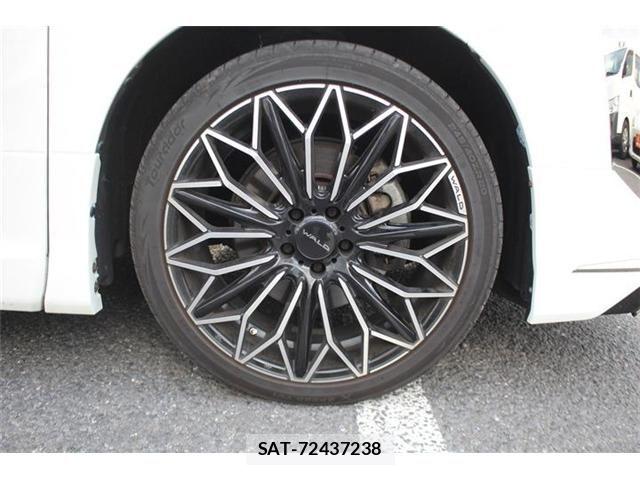Toyota VELLFIRE 2018-04 8563895-11
