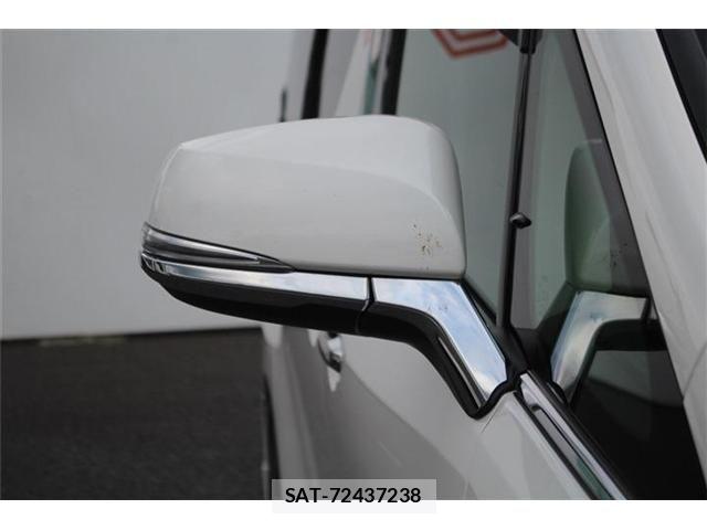 Toyota VELLFIRE 2018-04 8563895-15