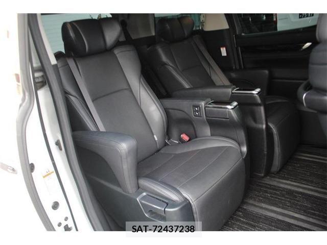 Toyota VELLFIRE 2018-04 8563895-19