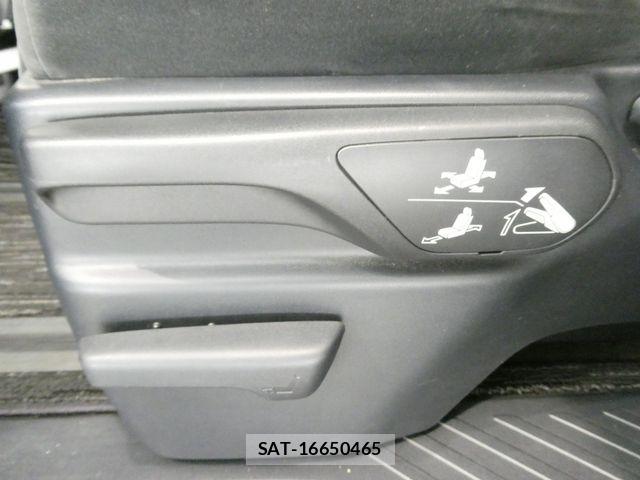 Toyota VELLFIRE 2015-09 8563907-19