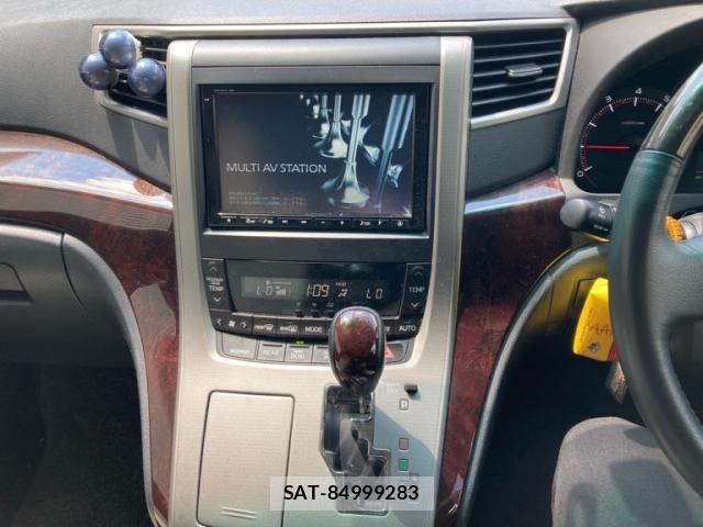 Toyota VELLFIRE 2011-12 8563919-16