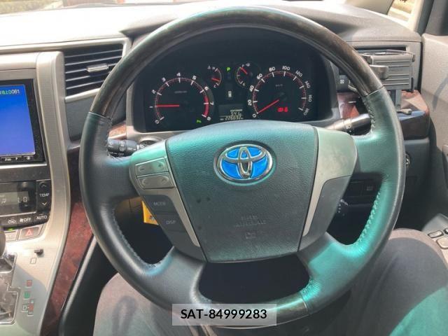Toyota VELLFIRE 2011-12 8563919-17
