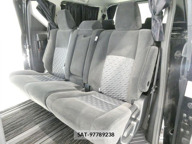 Toyota VELLFIRE 2016-12 8563899-17