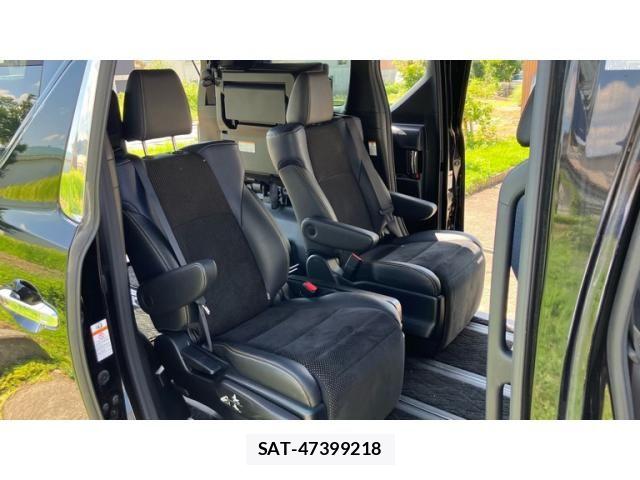 Toyota VELLFIRE 2016-11 8563905-19