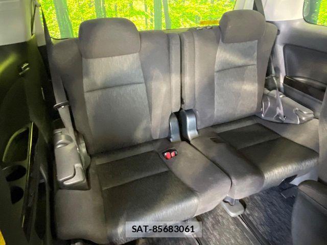 Toyota VELLFIRE 2012-04 8563909-9