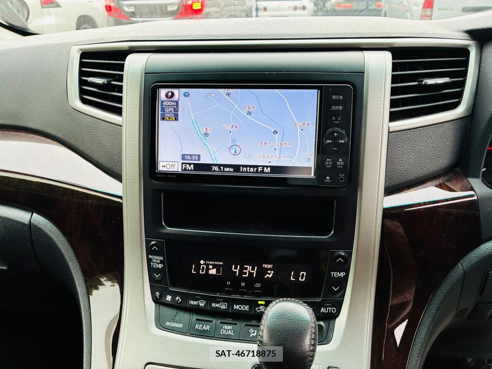 Toyota VELLFIRE 2012-04 8427869-18
