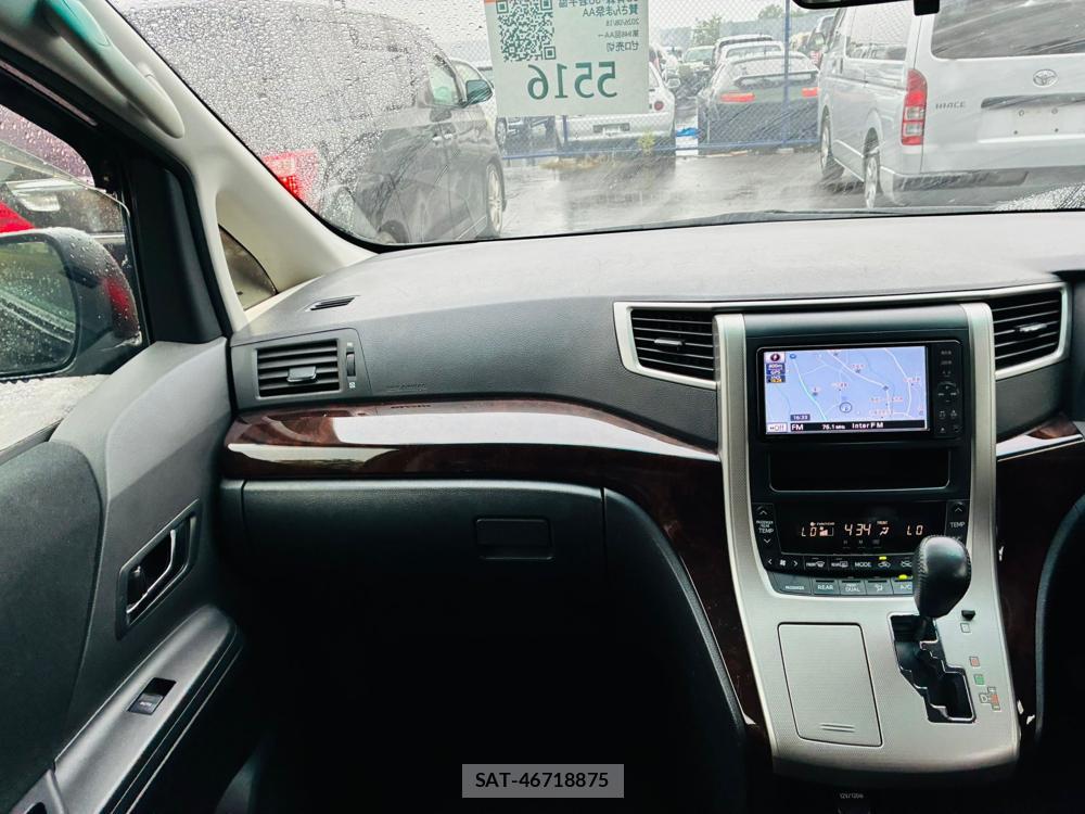 Toyota VELLFIRE 2012-04 8427869-24