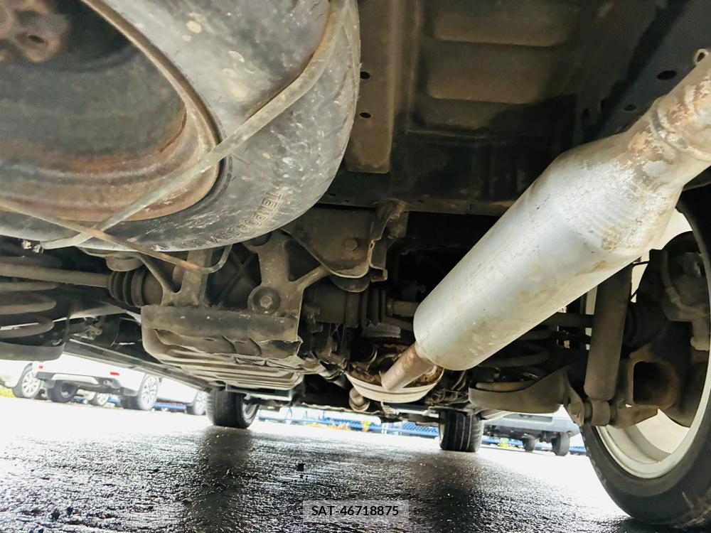 Toyota VELLFIRE 2012-04 8427869-38