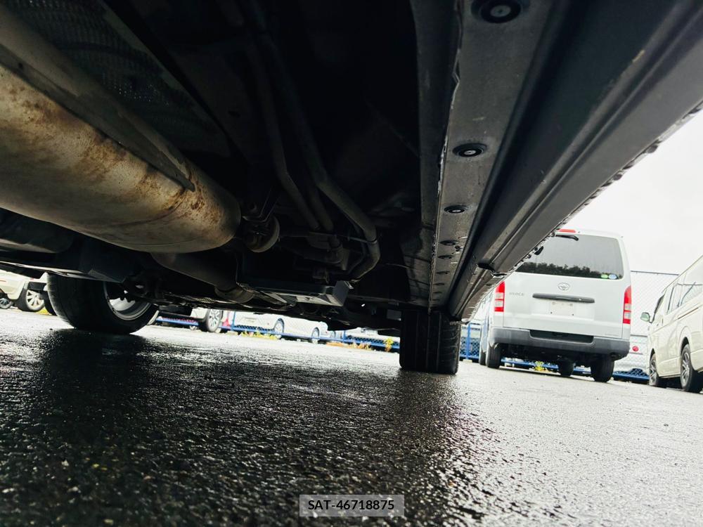 Toyota VELLFIRE 2012-04 8427869-39
