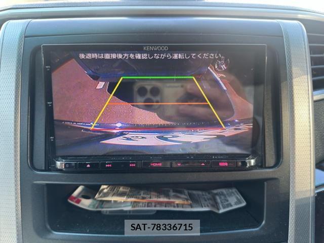 Toyota VELLFIRE 2012-05 8629496-23