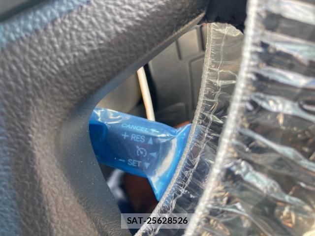 Toyota VELLFIRE 2016-10 8629484-16