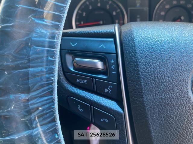Toyota VELLFIRE 2016-10 8629484-17