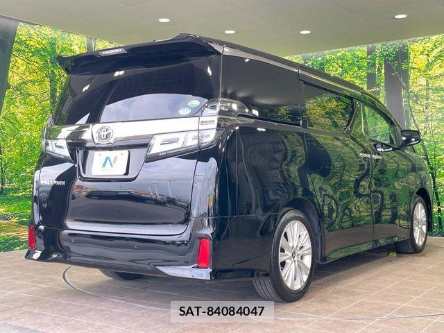 Toyota VELLFIRE 2019-09 8629474-17