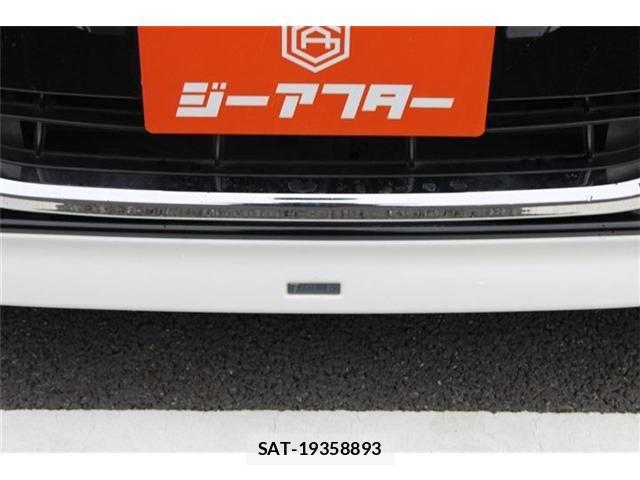 Toyota VELLFIRE 2017-03 8629477-2