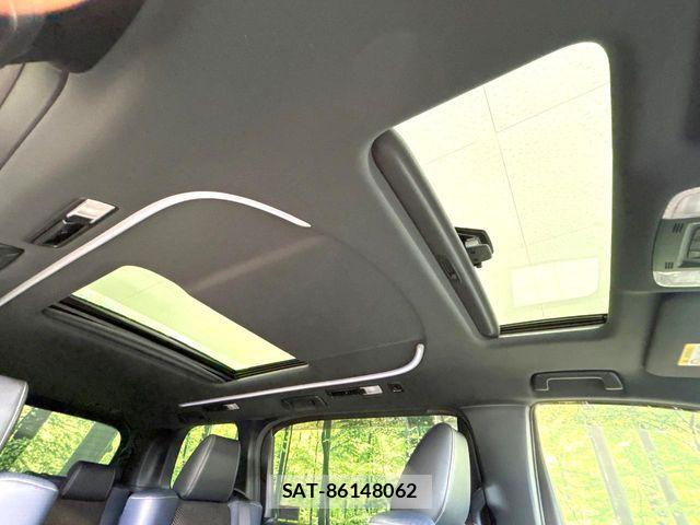 Toyota VELLFIRE 2017-05 8629479-2