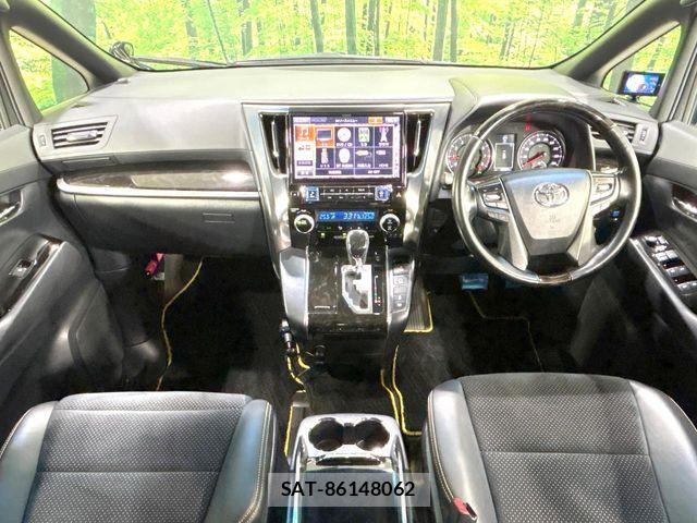 Toyota VELLFIRE 2017-05 8629479-7