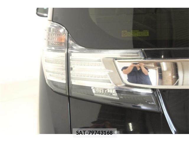 Toyota VELLFIRE 2015-04 8629485-18