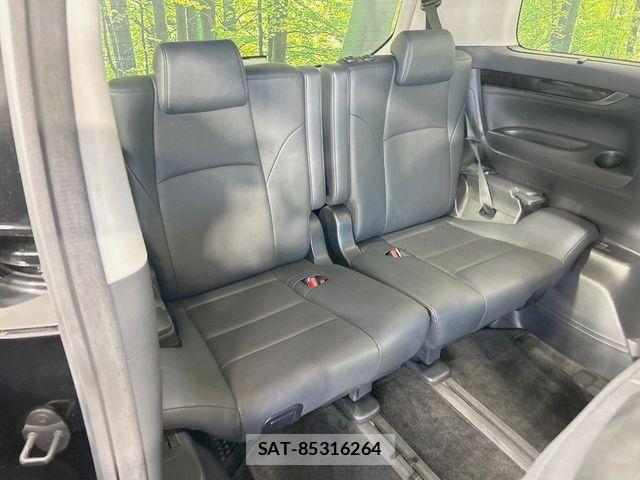 Toyota VELLFIRE 2018-06 8629478-9