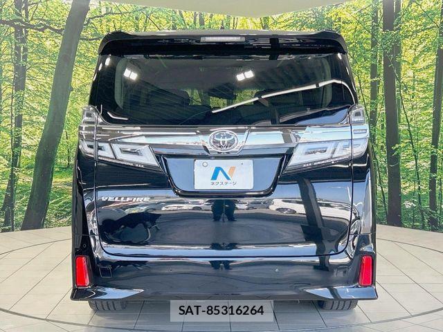 Toyota VELLFIRE 2018-06 8629478-15