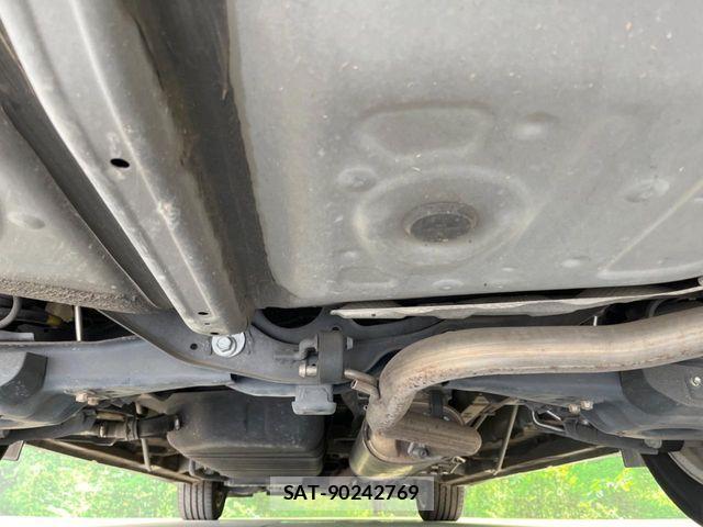 Toyota VELLFIRE 2017-10 8629481-18