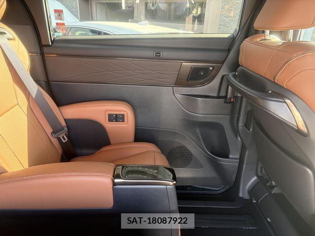Toyota VELLFIRE 2025-09 8629471-10