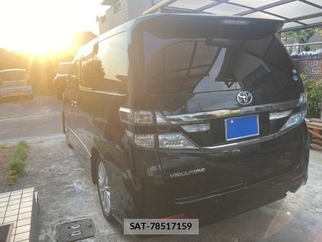 Toyota VELLFIRE 2013-11 8667076-2