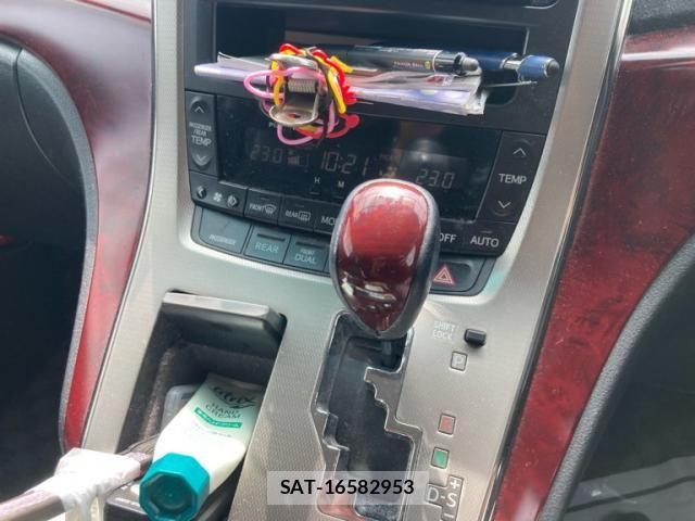 Toyota VELLFIRE 2008-09 8662139-23