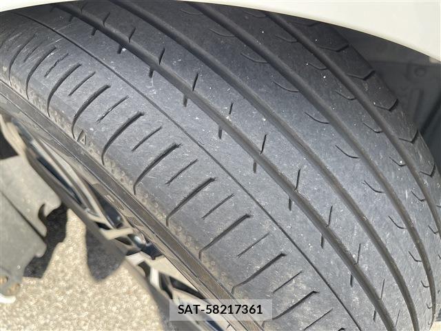 Toyota VELLFIRE 2018-04 8662121-18