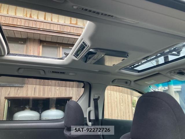 Toyota VELLFIRE 2011-12 8662138-16