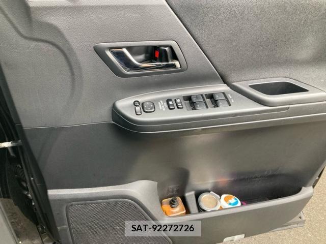 Toyota VELLFIRE 2011-12 8662138-18