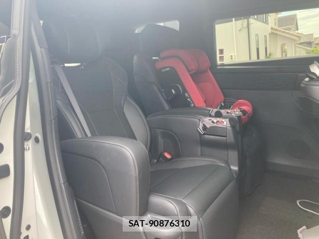Toyota VELLFIRE 2026-07 8662109-15