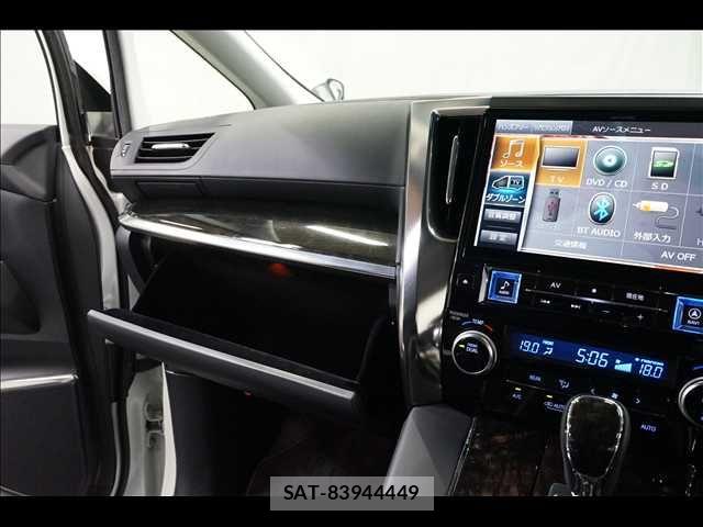 Toyota VELLFIRE 2016-11 8662125-12