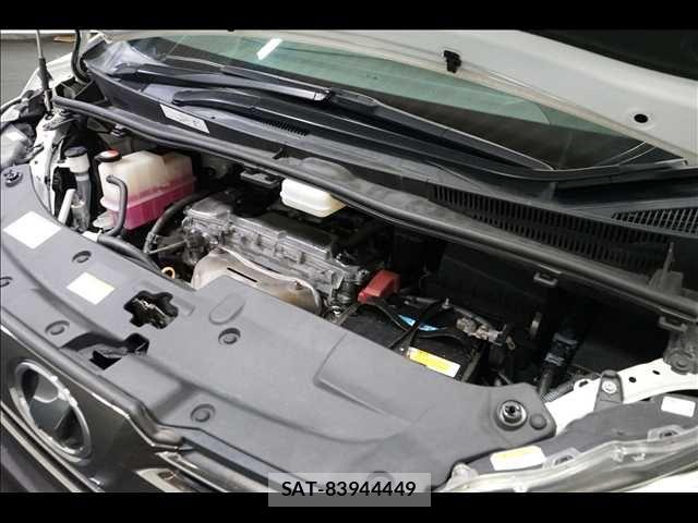 Toyota VELLFIRE 2016-11 8662125-19