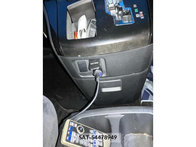 Toyota VELLFIRE 2010-02 8667078-18