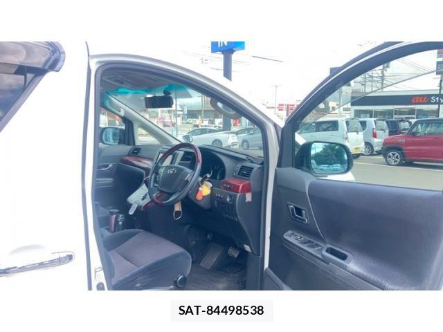 Toyota VELLFIRE 2010-01 8662140-3