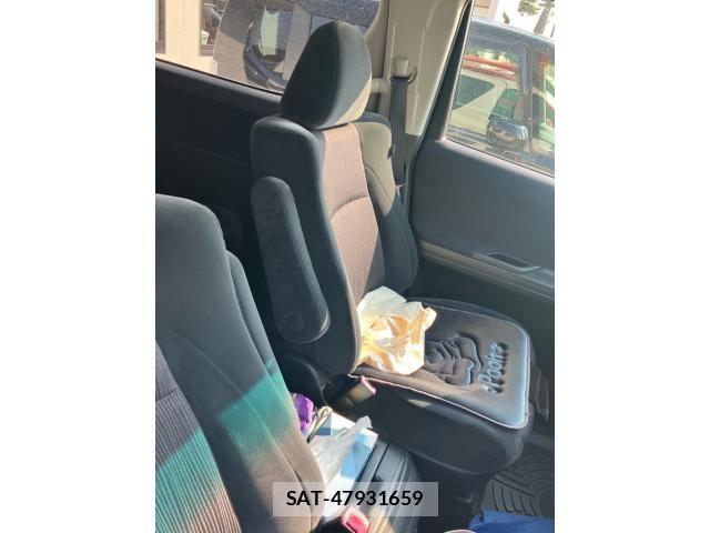 Toyota VELLFIRE 2009-10 8662152-17