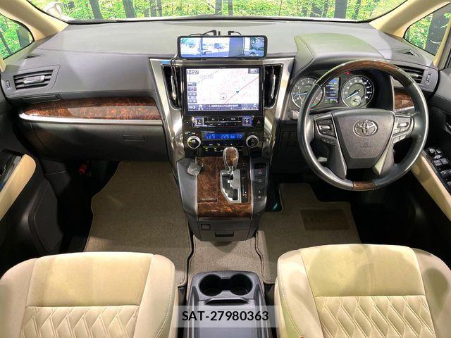 Toyota VELLFIRE 2019-03 8667069-1