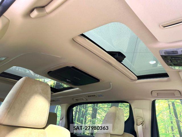 Toyota VELLFIRE 2019-03 8667069-2