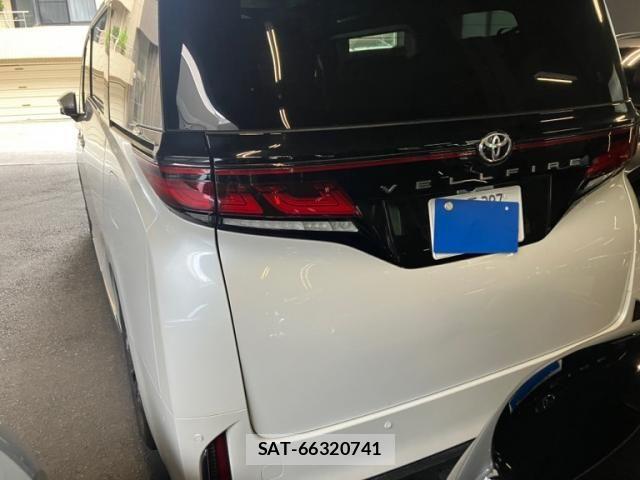 Toyota VELLFIRE 2024-12 8667068-3