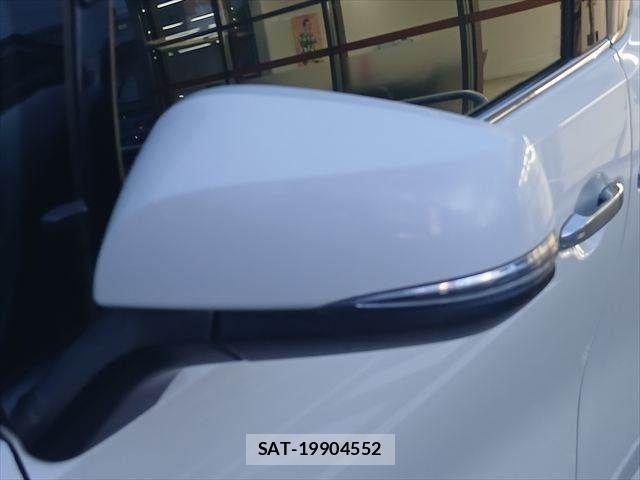 Toyota VELLFIRE 2016-11 8662137-24