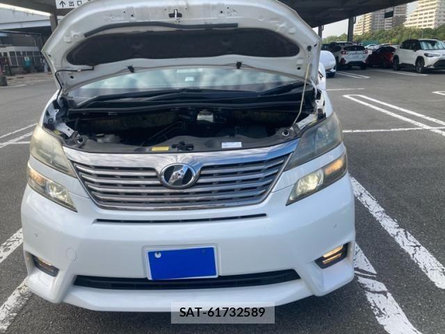 Toyota VELLFIRE 2009-11 8667077-1