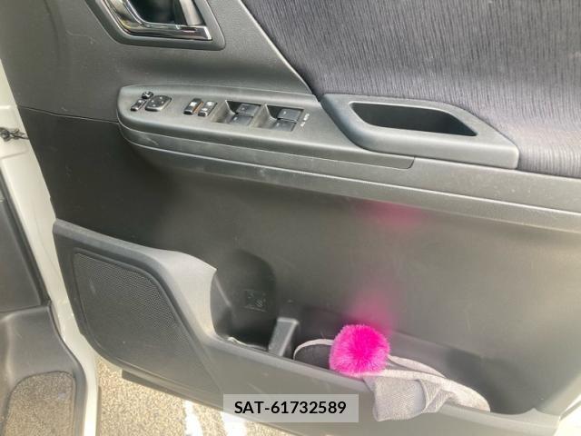 Toyota VELLFIRE 2009-11 8667077-8