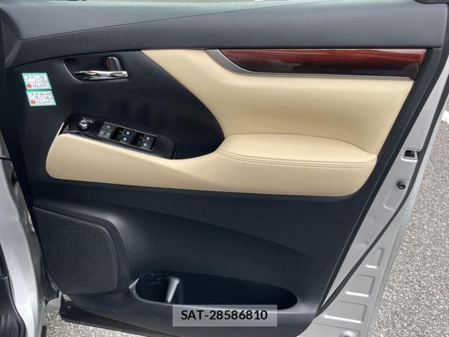 Toyota VELLFIRE 2017-07 8667075-17