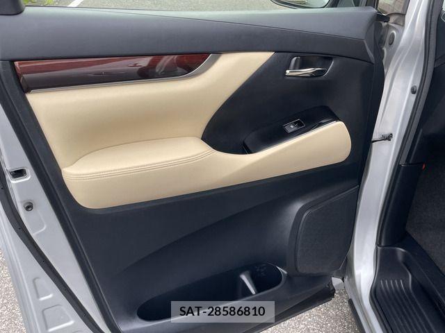 Toyota VELLFIRE 2017-07 8667075-18